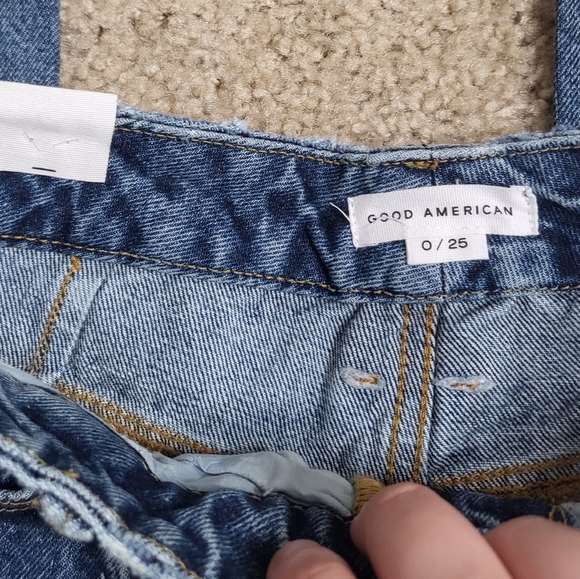 NWT Good American Good 90s Slim Ripped Knee Straight Jeans in Indigo - Picture 7 of 14